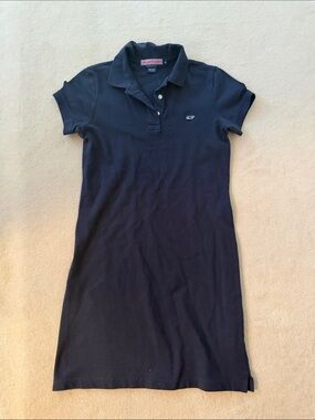 Vineyard Vines Navy Top with Pink Label